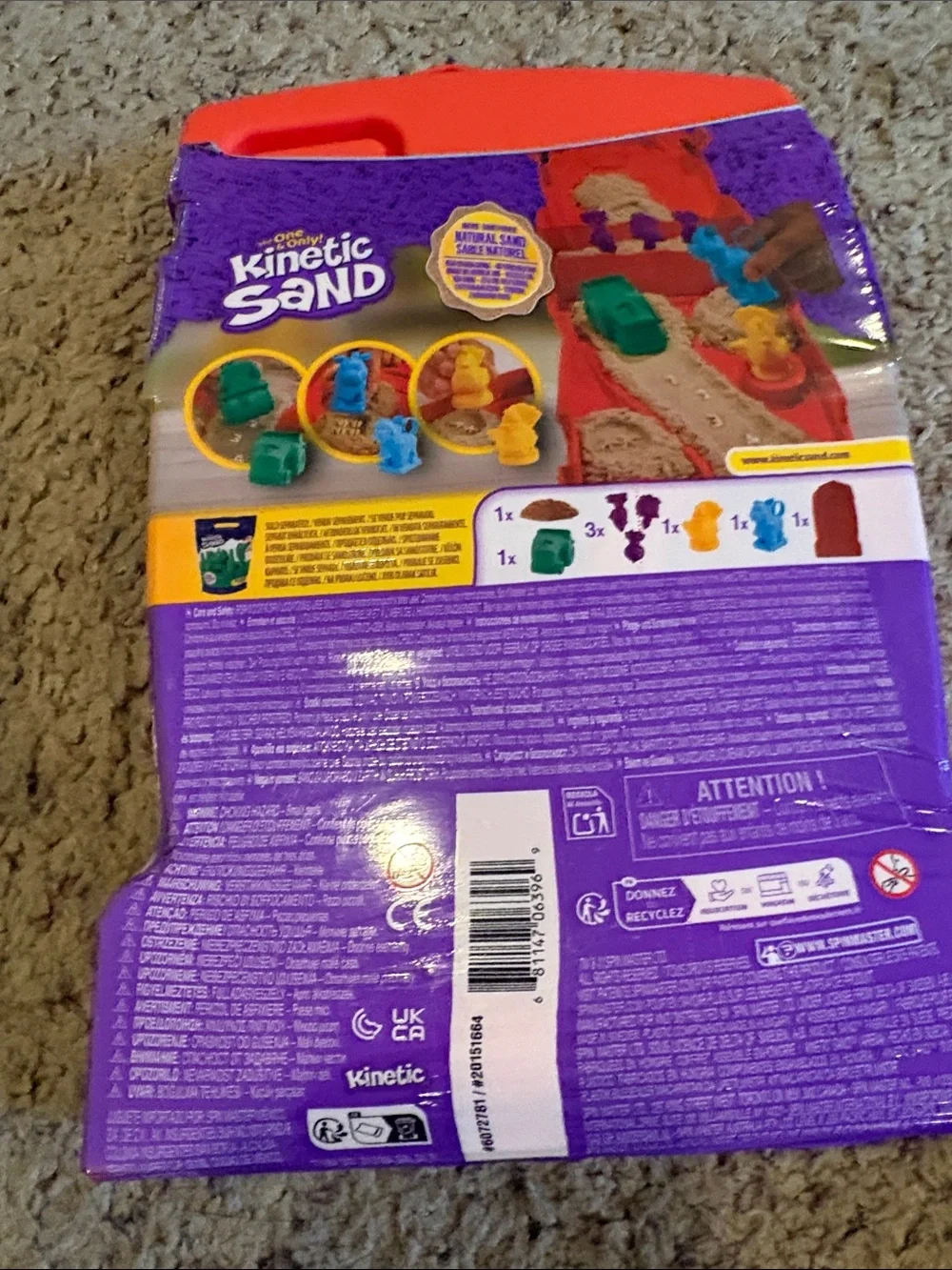 Kinetic sand  Farm Set